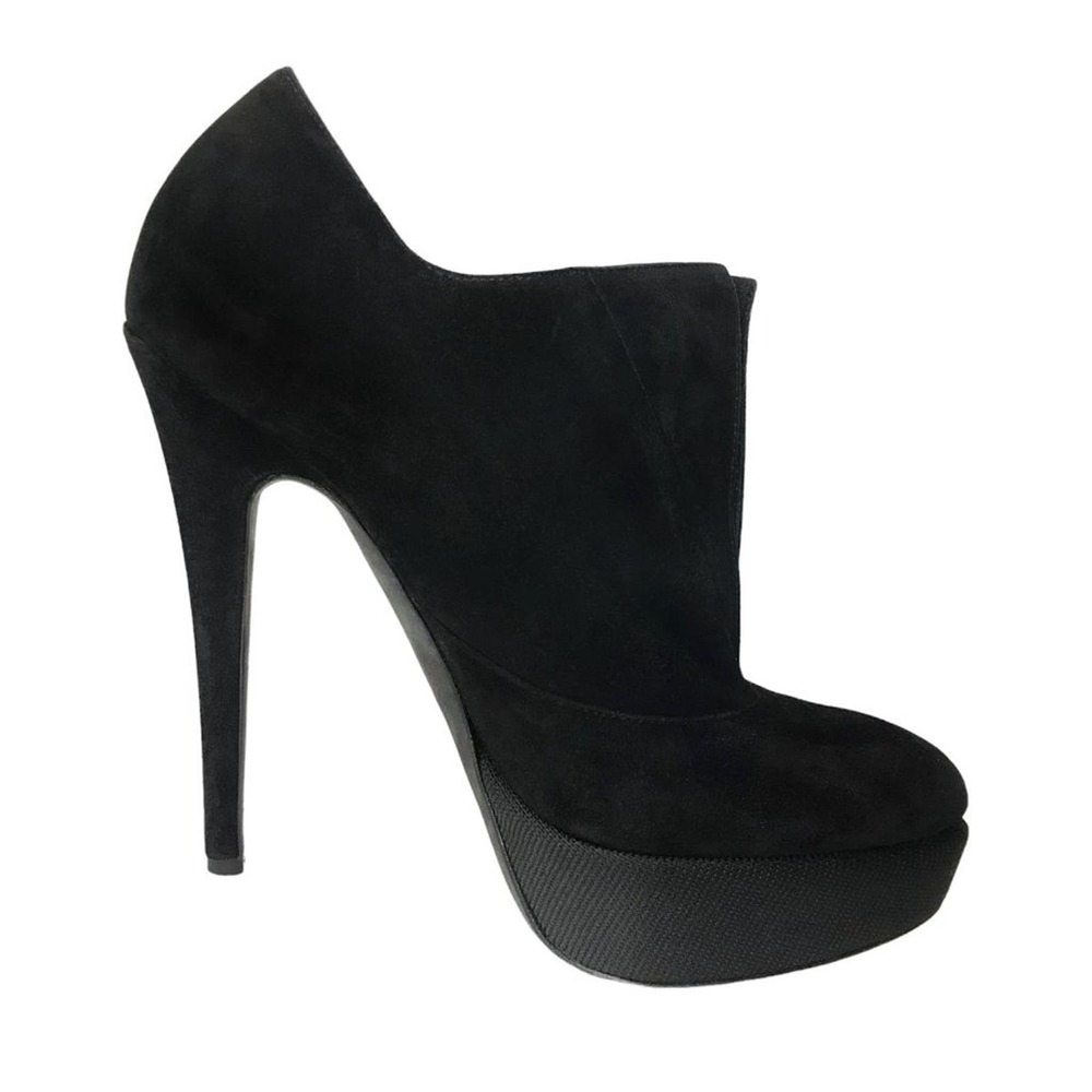 Giambattista Valli Suede Platform High Heel Ankle Booties, Size 7.5, MSRP $850